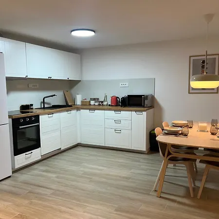 Lady Di Apartmán Makarská